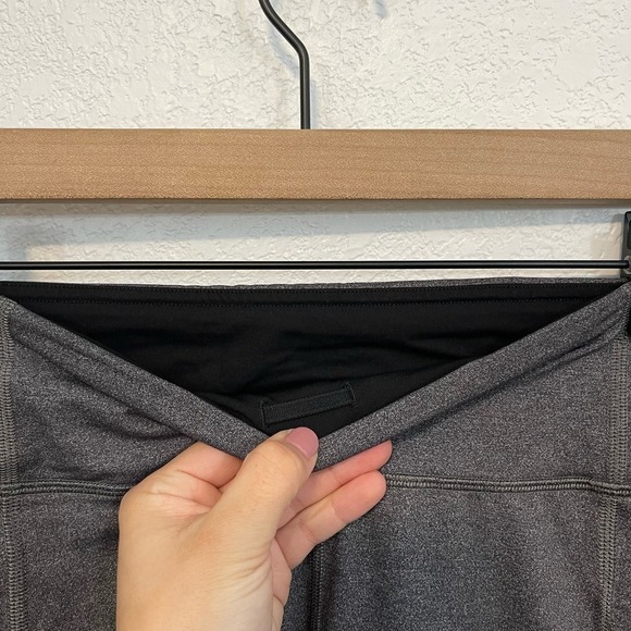 Lululemon Pace Rival 22" Crop Full-On Luxtreme Leggings Heathered Black Grey 4 - Picture 9 of 14